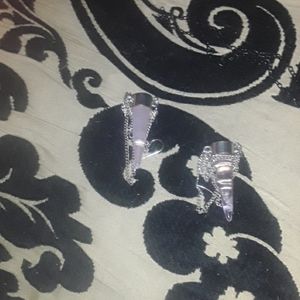 Amethyst dangling earrings